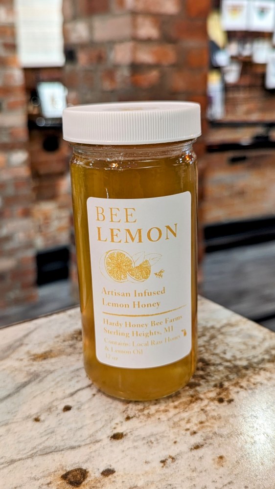 12oz Infused Lemon Raw Local Honey - Bizzy Buzz Artisan Market